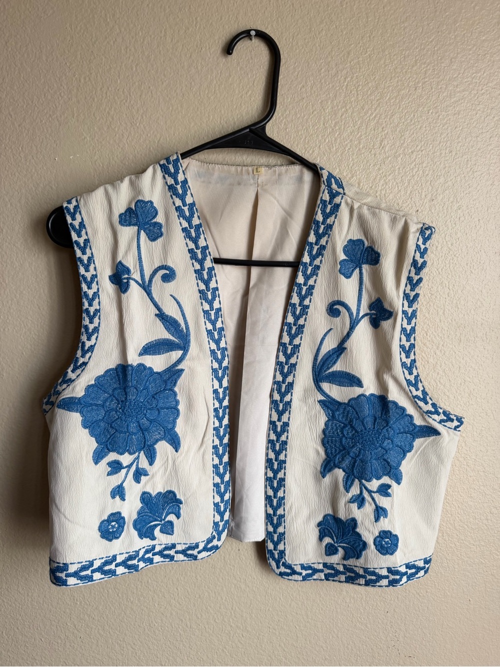 & Other Stories White Cotton Vest with Blue Floral Embroidery